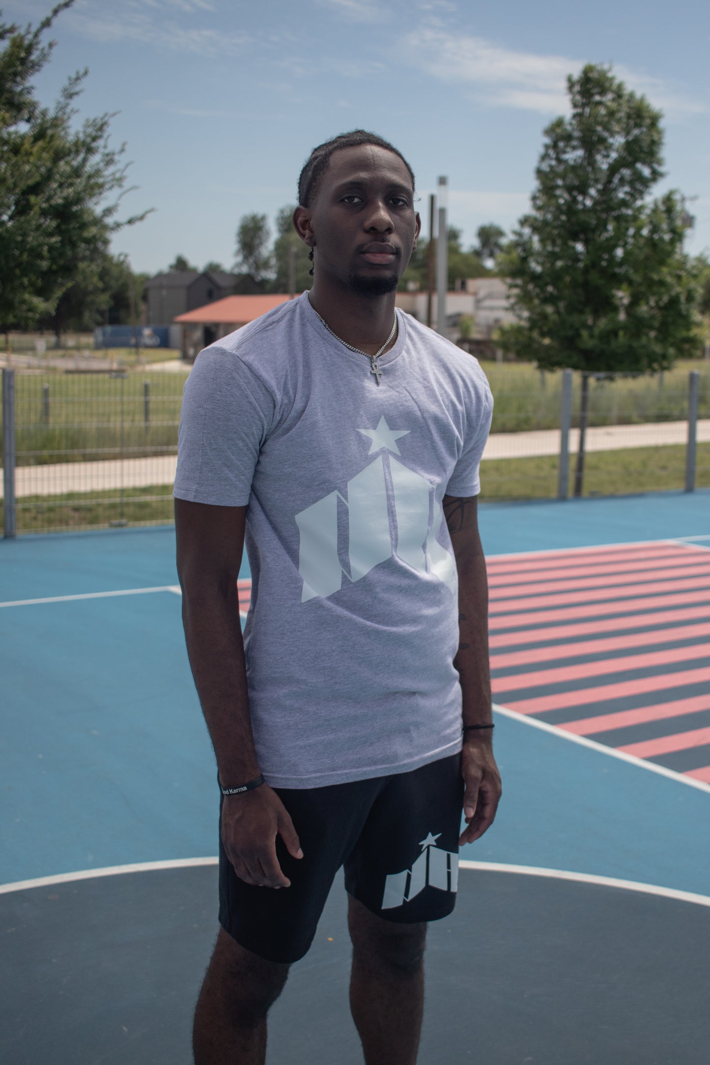 ‘Anagram Essential Tee’  Grey